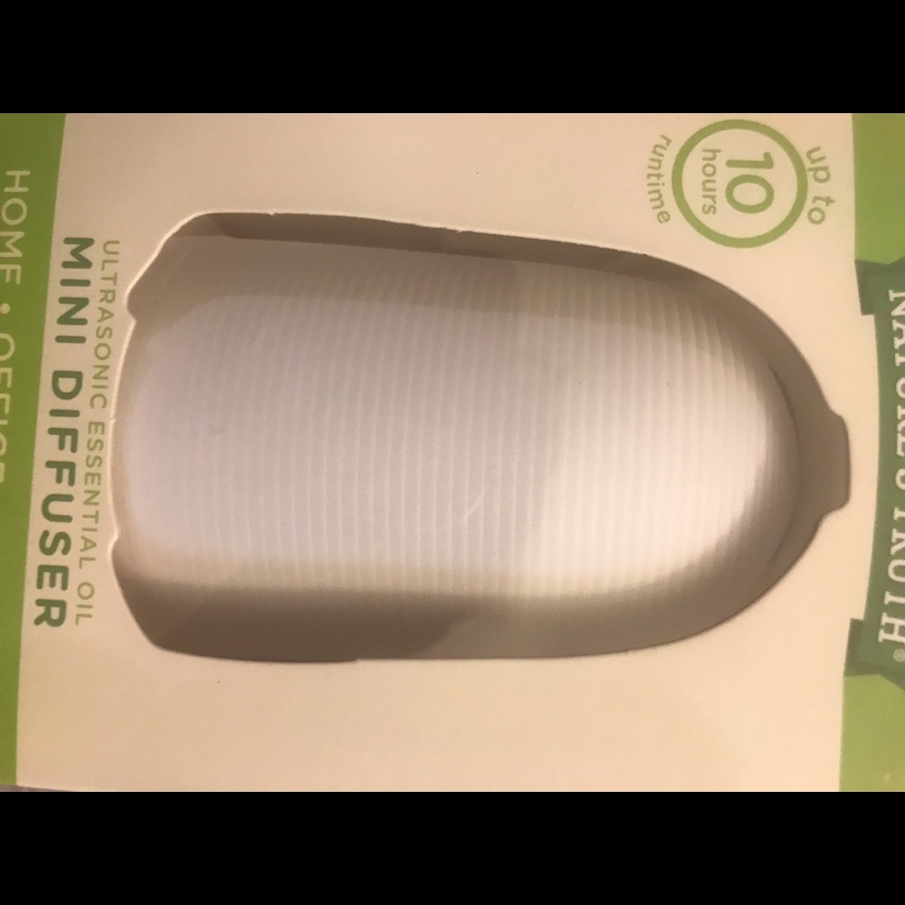 Mini diffuser with lavender &peppermint essential - Picture 3 of 5